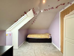 Photo 16- click for photo gallery